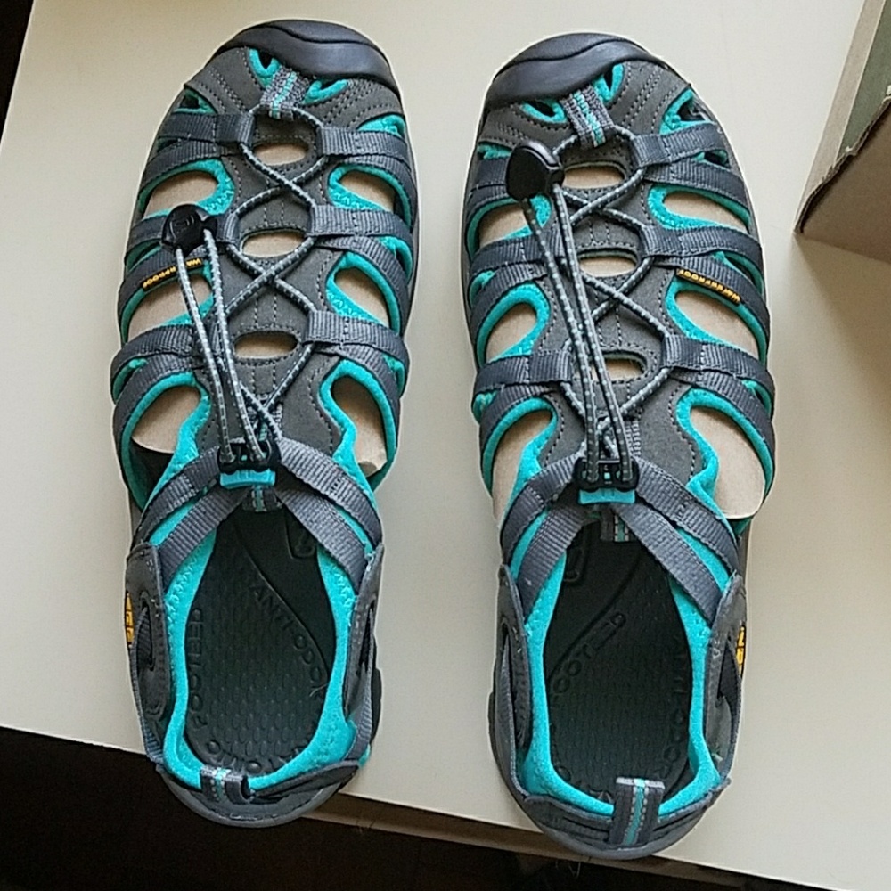 Keen whisper women shoes